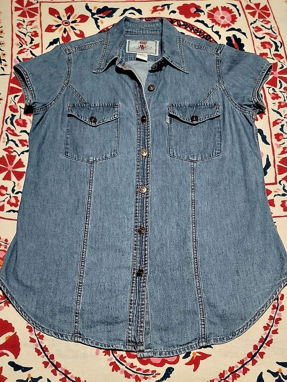 Levi's Jeans for Women Core Staple Denim Button Down Short Sleeve Shirt In Blue